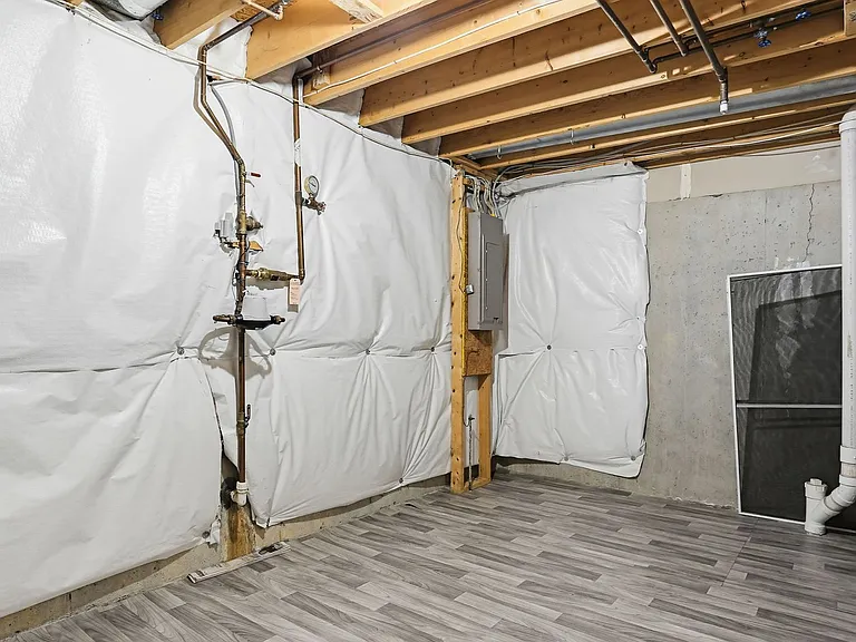 8000 Brightlight Pl — Photo 31