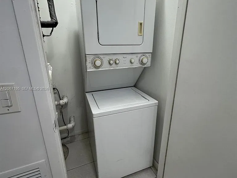 1746 3rd Ave N #2 — Photo 7