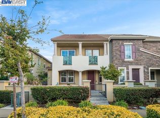 26348 Saklan Rd, Hayward, CA 94545