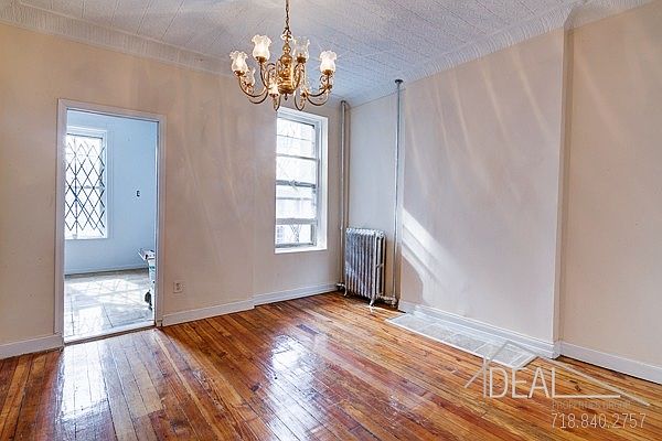 1st image of 662 Carroll St #2