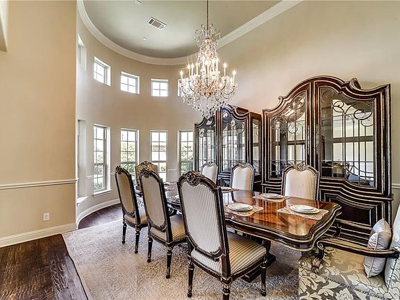 4th image of 301 Corral Ct