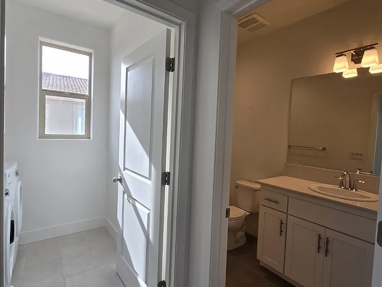 4324 Vineyard Dr — Photo 17