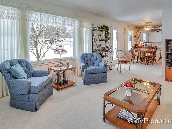 3rd image of 6874 Willard Ave SE