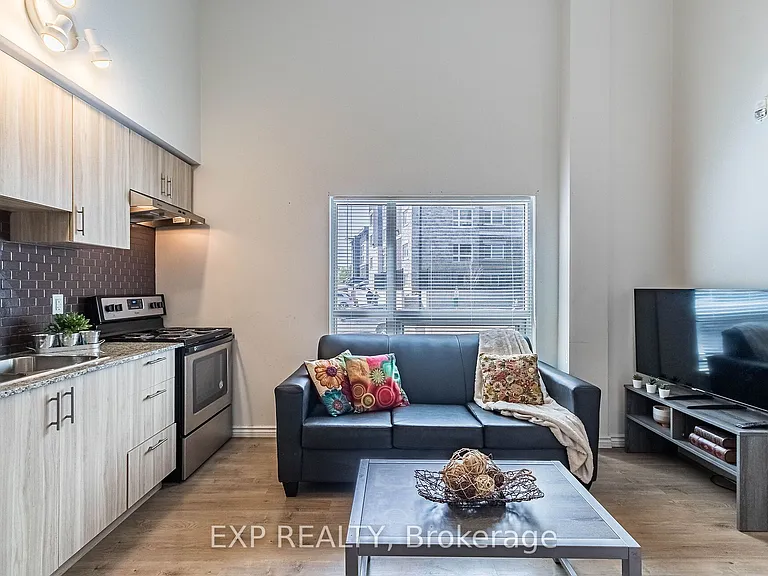 275 Larch St #G116 — Photo 8