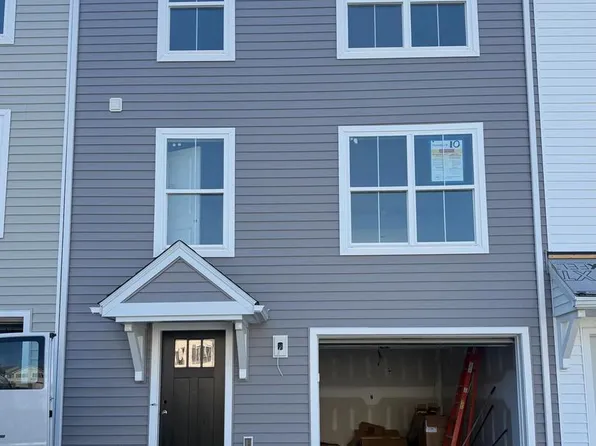 210 Pine Crest Village Dr Lot 10, Pine Grove, PA 17963