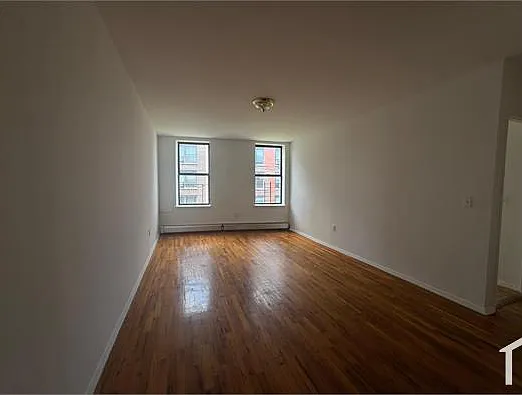 1348 Sheridan Ave #6D