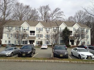 2506 Wendover Dr #2506, Pompton Plains, NJ 07444