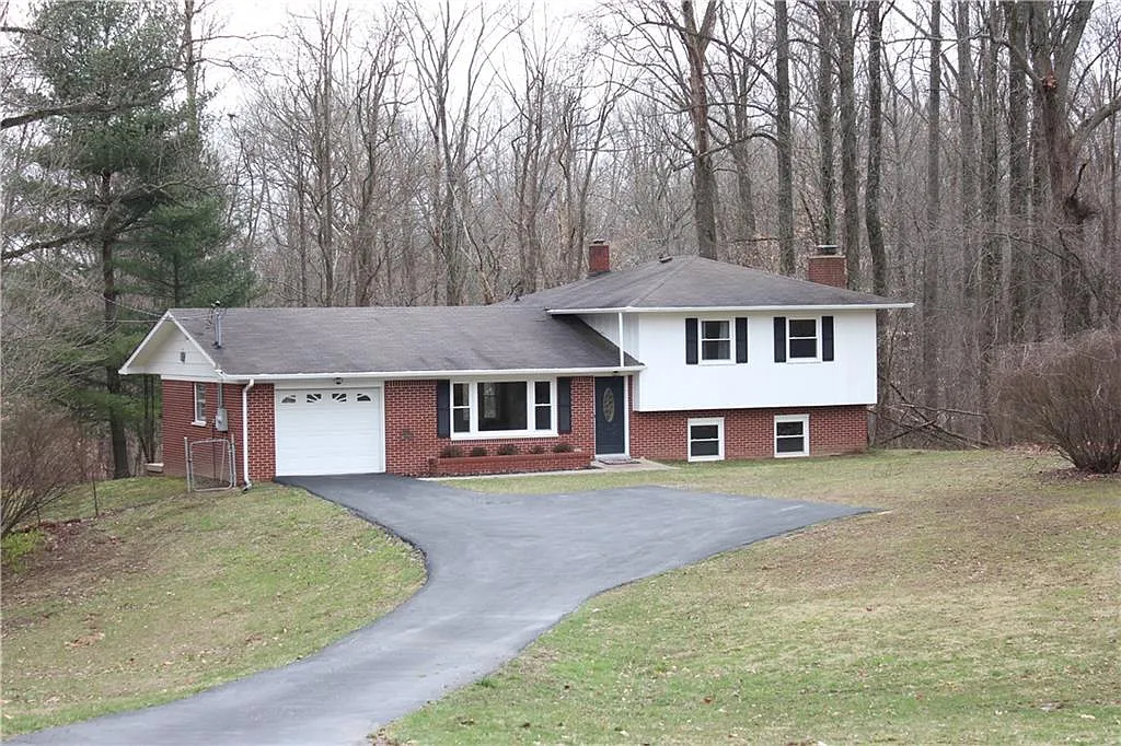 3335 Wilbur Rd photo 1