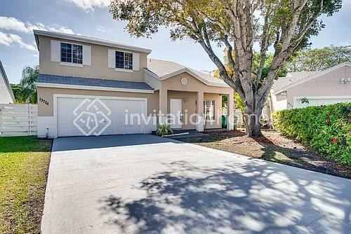 13776 SW 145th Ter Photo 1