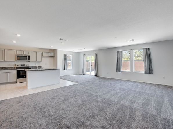 293 Horsetail Falls St