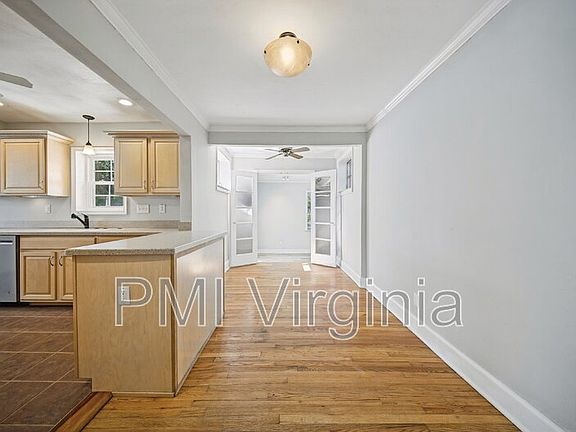 5th image of 1641 E Bayview Blvd
