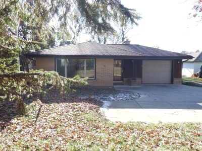 6000 South Packard AVENUE, Cudahy, WI, 53110