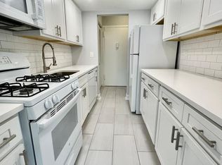 505 White Plains Rd APT 1F, Eastchester, NY 10709