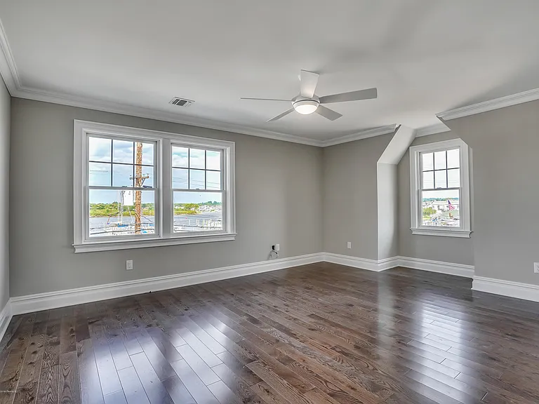 1260 Ocean Ave #B — Photo 25