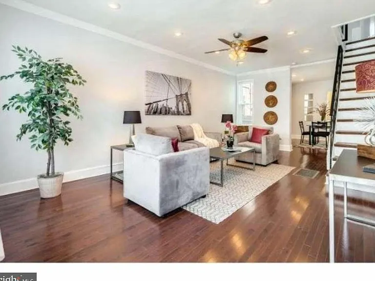 2441 S Philip St — Photo 1