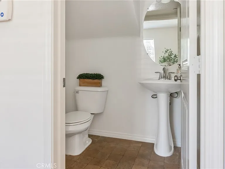 399 W Mountain Holly Ave — Photo 11