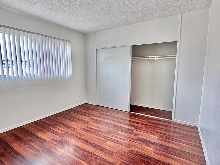 12767 Caswell Ave #8 — Photo 9