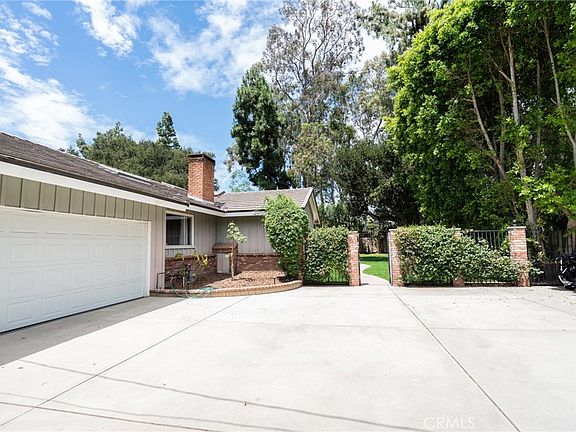 2nd image of 10461 Andora Ave