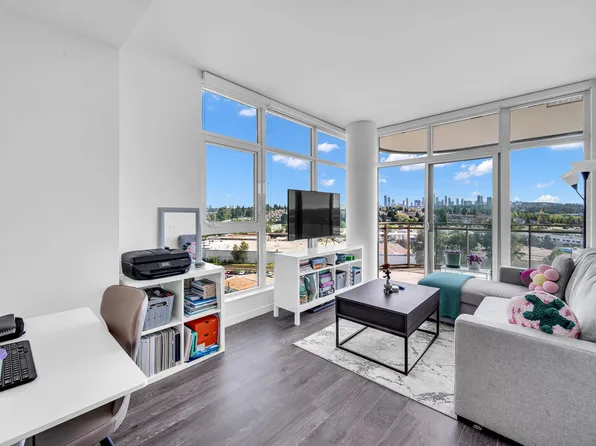 5311 Goring St #1007, Burnaby, BC V5B 0B5