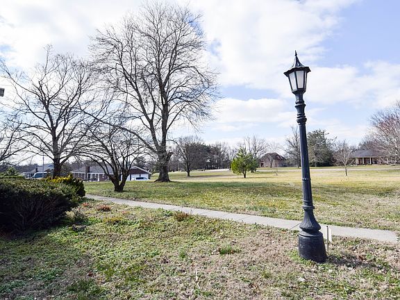 4th image of 1059 Robertson Rd