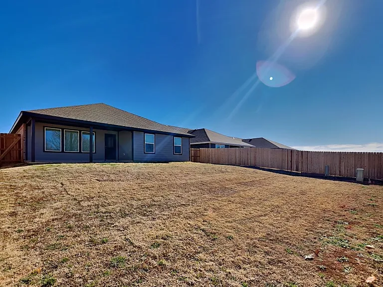 6101 Green Meadow Ln — Photo 19