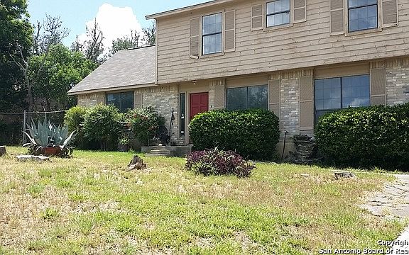 1121251_3