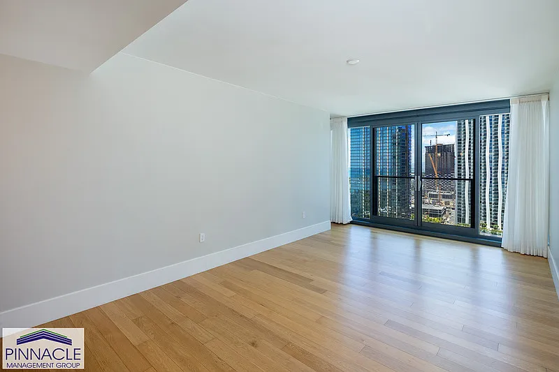 1 bed, 1.0 bath, 726 sqft, $4,500 — Photo 3