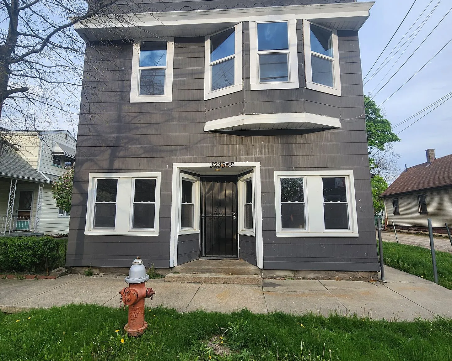 56th,W.3233 — Photo 2