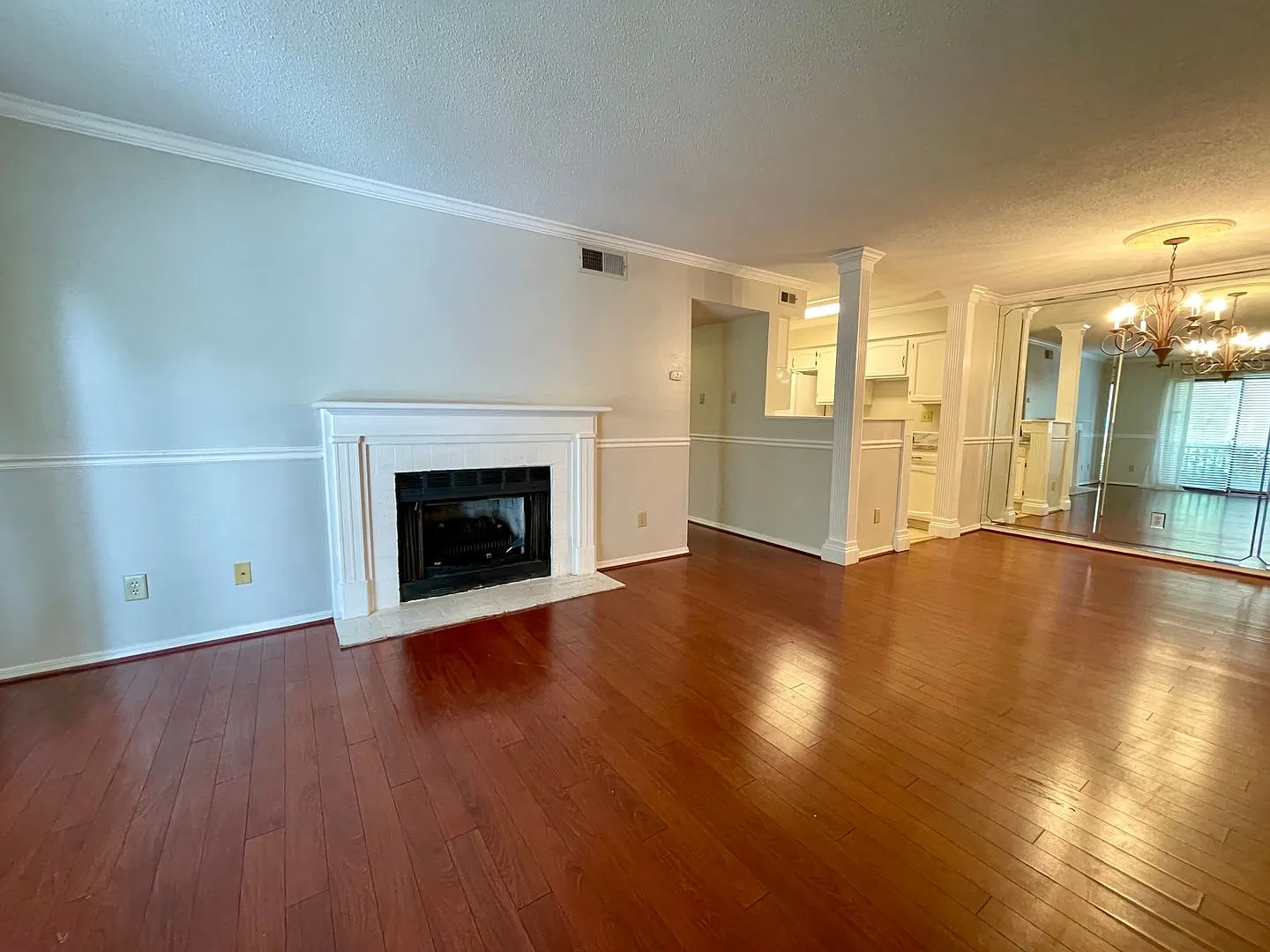 Carmel Condo — Photo 3