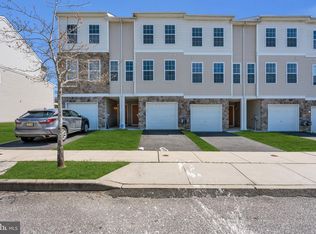 16 Rowand Way E, Clementon, NJ 08021