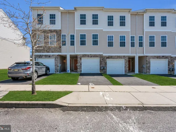 16 Rowand Way E, Clementon, NJ 08021