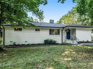 5613 Wilora Lake Rd, Charlotte, NC 28212