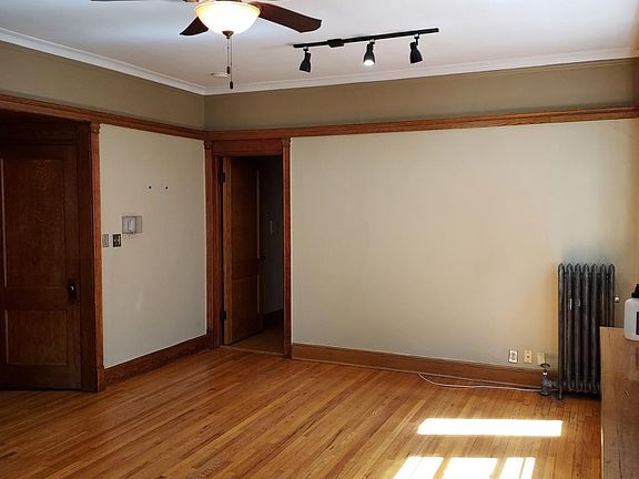 2nd image of 5217 N Magnolia Ave APT 1