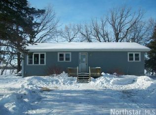 10661 Grover Ave SW, Howard Lake, MN 55349