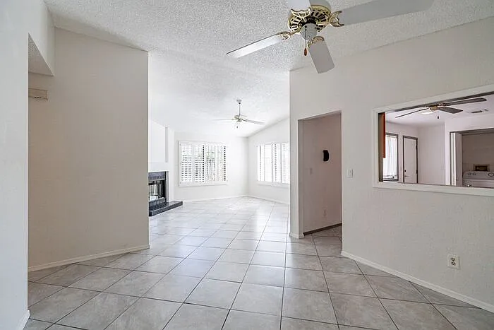 2434 N Palo Hacha Dr — Photo 12