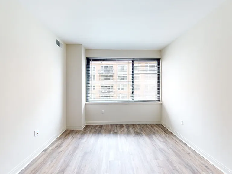 Eleven55 Ripley — Photo 61