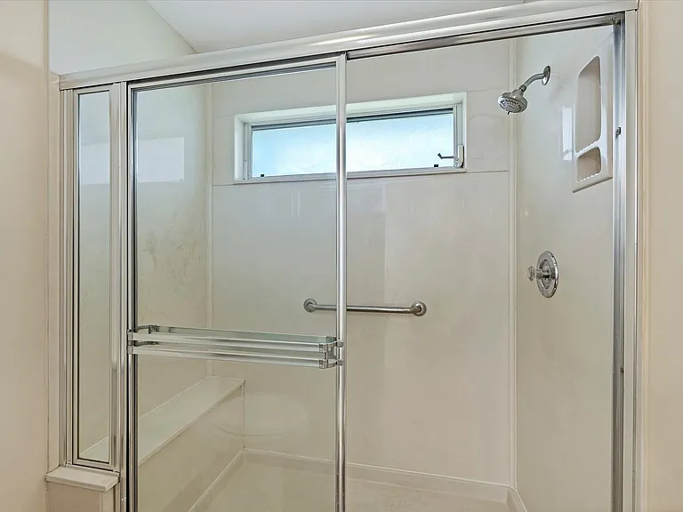 4998 Tamarack Trl — Photo 24
