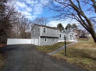 31 Soundview Dr, Shelton, CT 06484