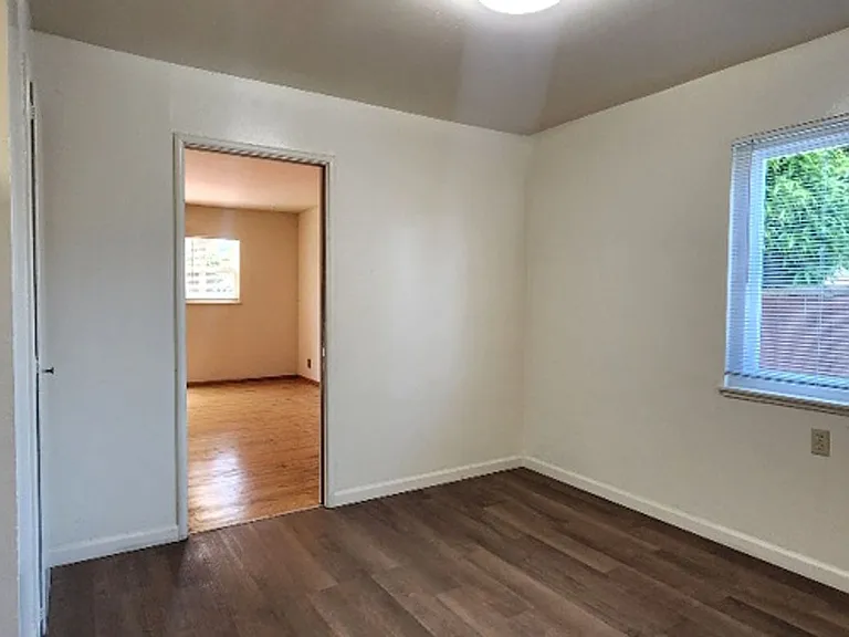 1022 143rd Ave — Photo 12