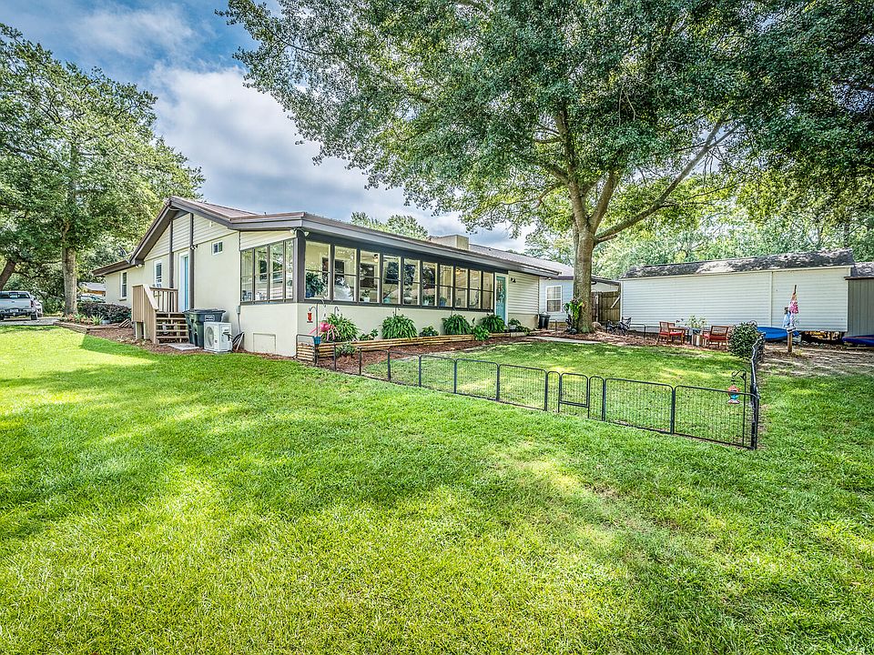 104 Fountain Lake Dr, Eutawville, SC 29048 Zillow