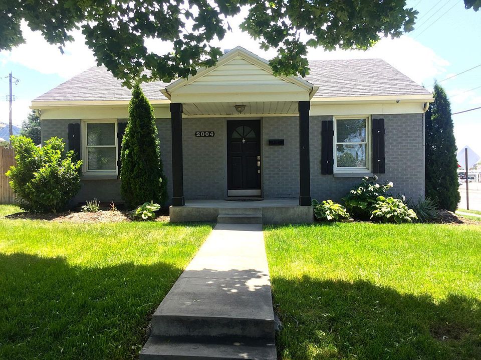 2004 Crystal Ave