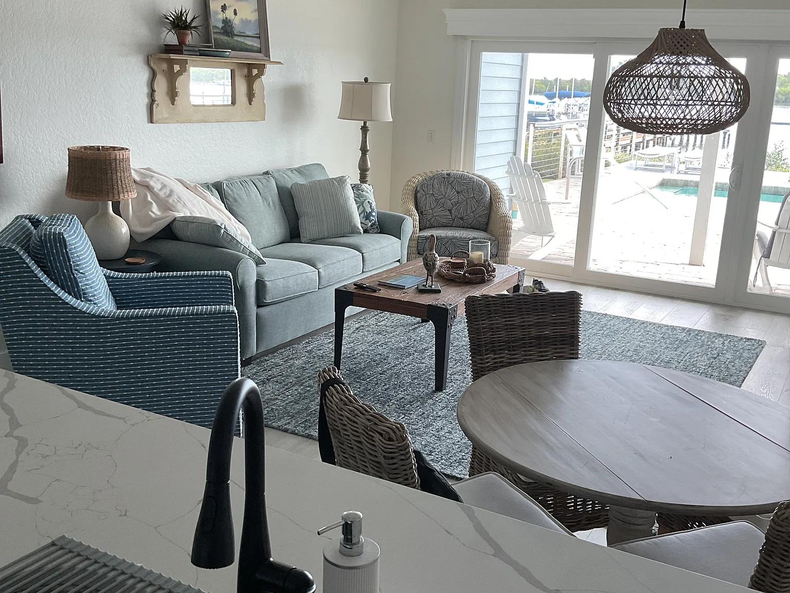 2 bed, 2.5 bath, 1292 sqft, $3,500 — Photo 4