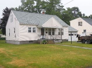 2044 Chepstow Rd, Schenectady, NY 12303