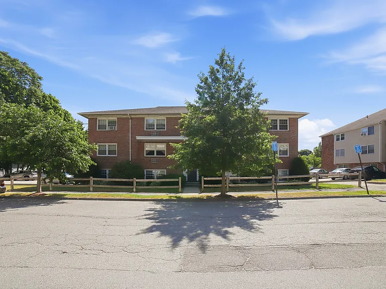 47 Alvarado Ave #1A — Photo 18