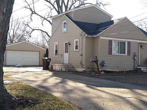 3rd image of 3130 Peckheath Dr SW