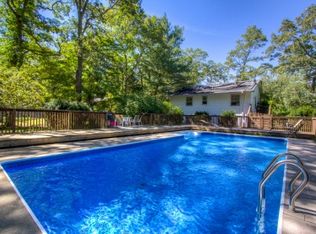 13 Sherwood Ln, East Hampton, NY 11937