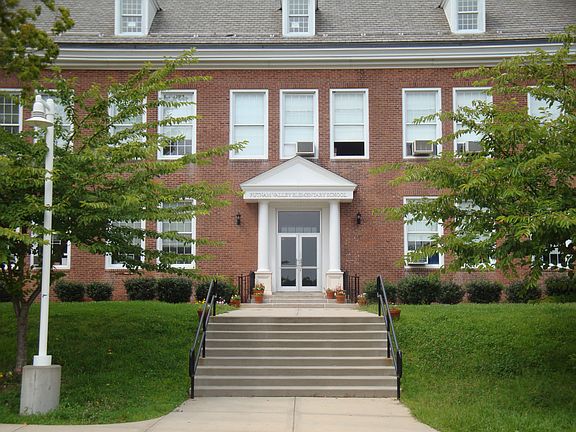 PV Elementary School