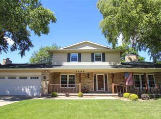 3532 Kingswood Pl, Waterloo, IA 50701