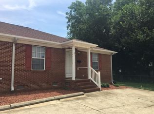 208 College St APT D, Graham, NC 27253