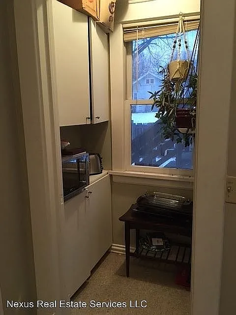 1 Bedroom Multi Family Home — Photo 2